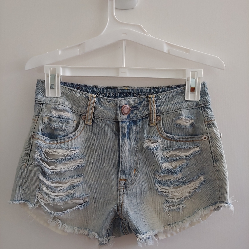 💥Flash Sale💥Distressed Denim Shorts